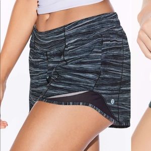 Lululemon Hotty Hot Short II